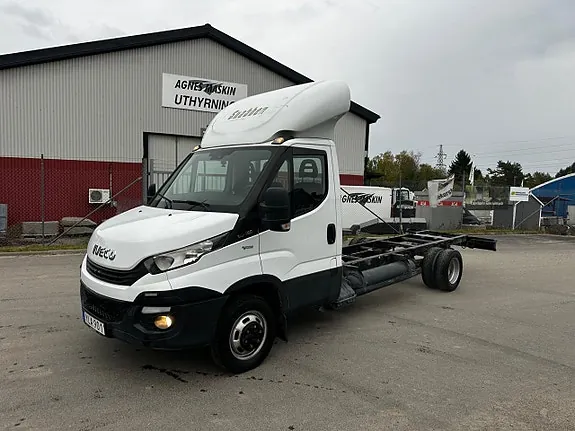 Iveco Daily 2018 photo 3