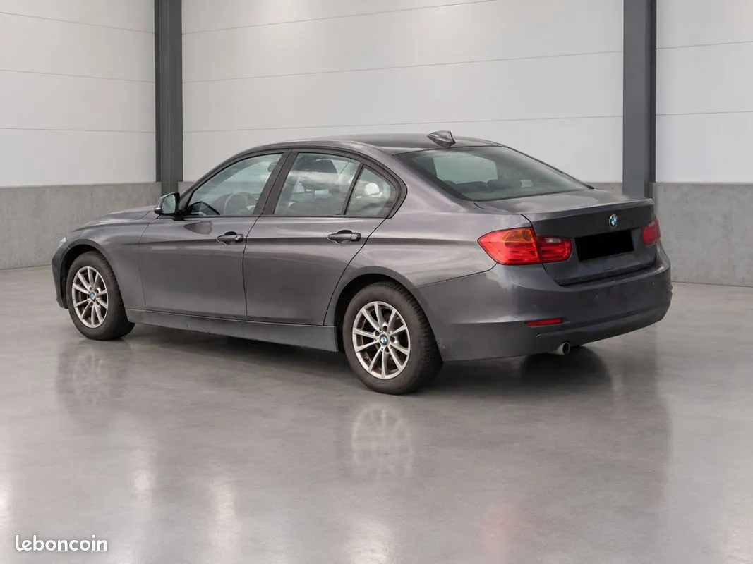 BMW Série 3 2014 photo 2
