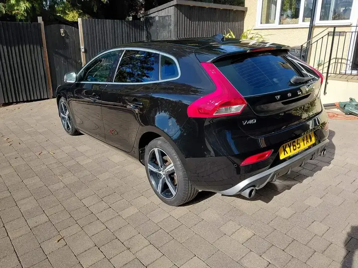Volvo V40 2015 photo 4