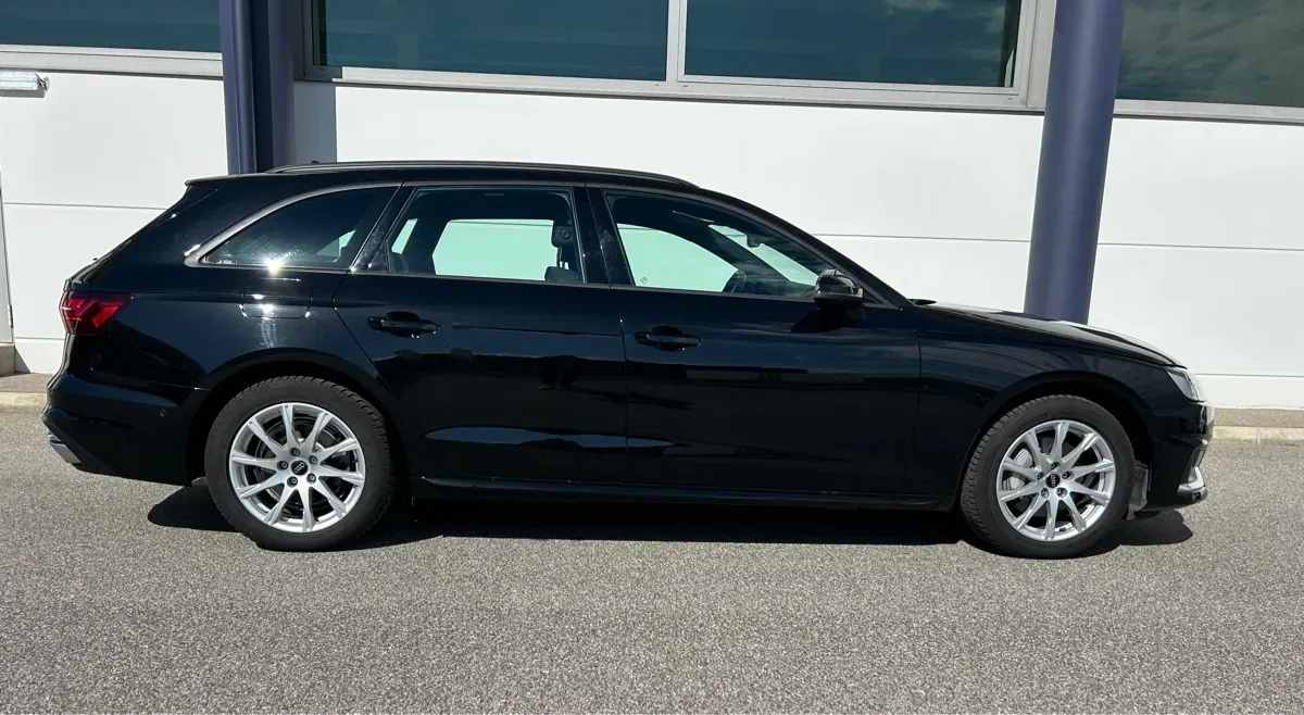 Audi A4 2024 photo 3