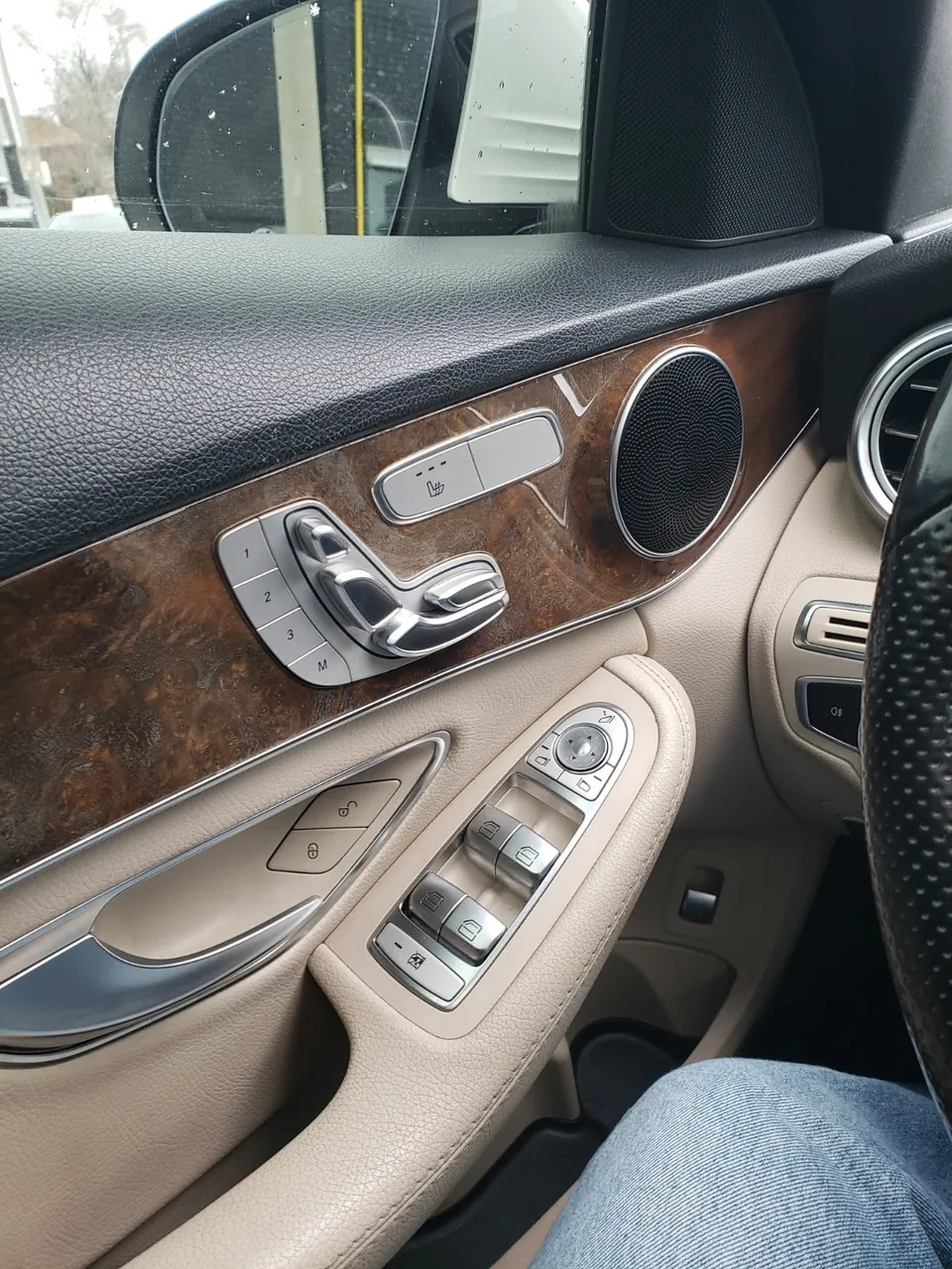 Mercedes-Benz C-Class 2018 photo 4