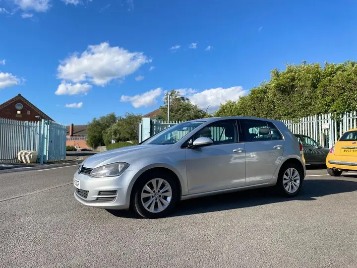 Volkswagen Golf 2013 photo 5