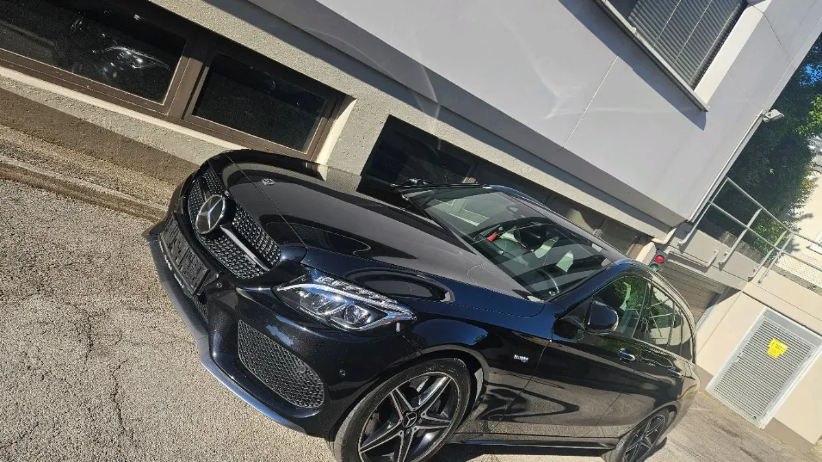 Mercedes-Benz C-Class