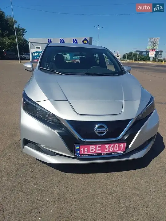 Nissan Leaf 2018 photo 5