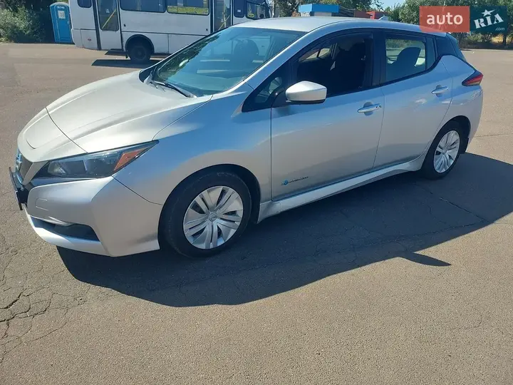 Nissan Leaf 2018 photo 4