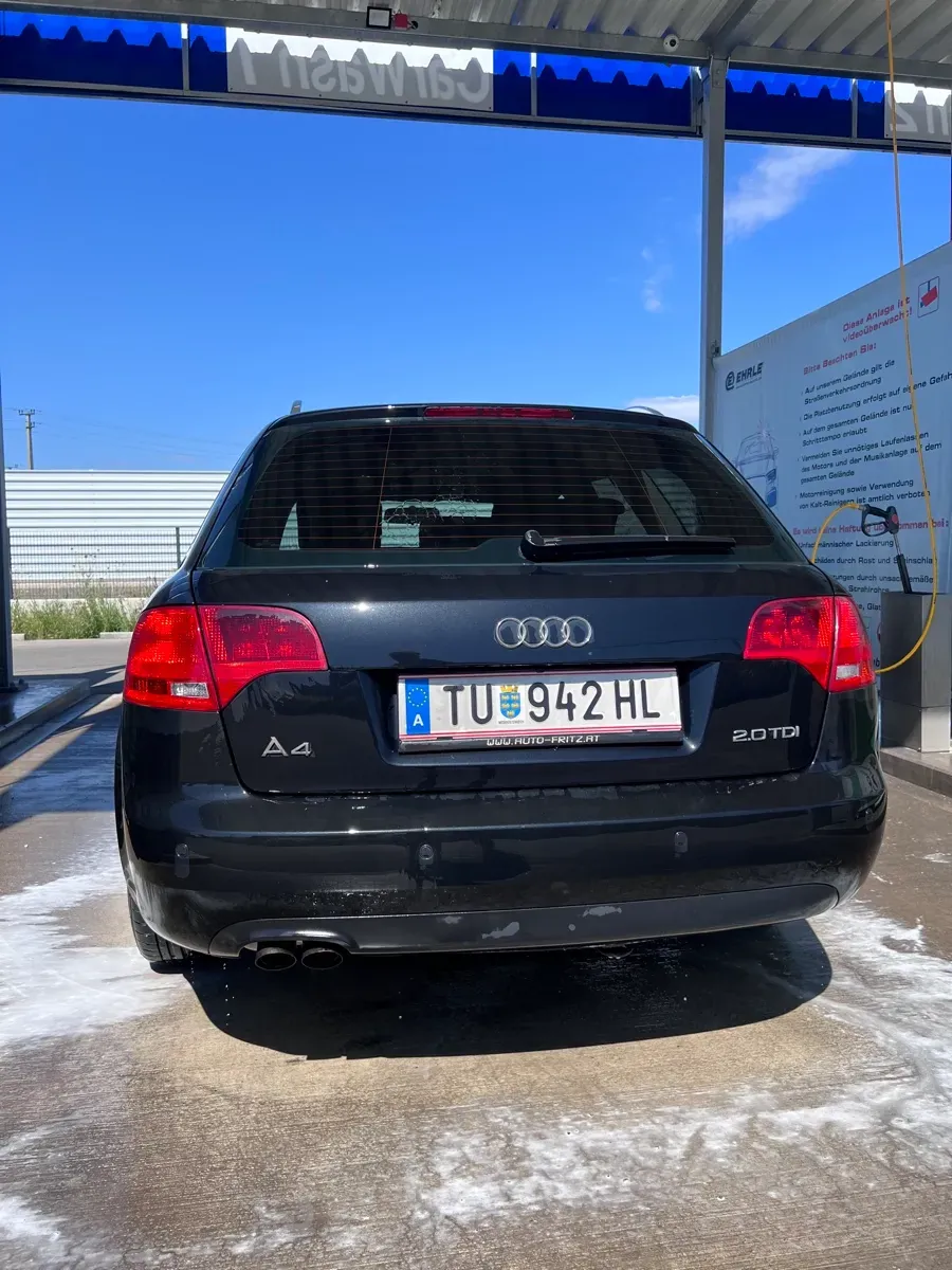 Audi A4 2006 photo 2