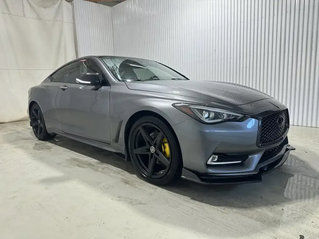 Infiniti Q60 2017 photo 5