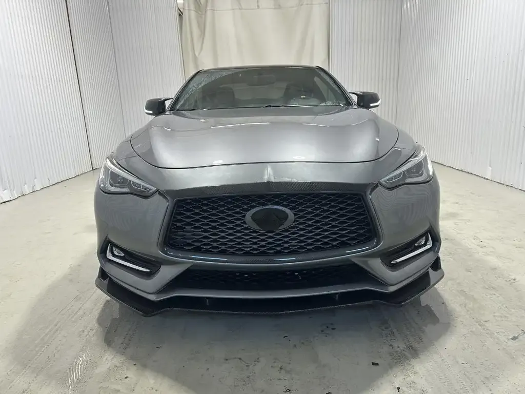 Infiniti Q60 2017 photo 3
