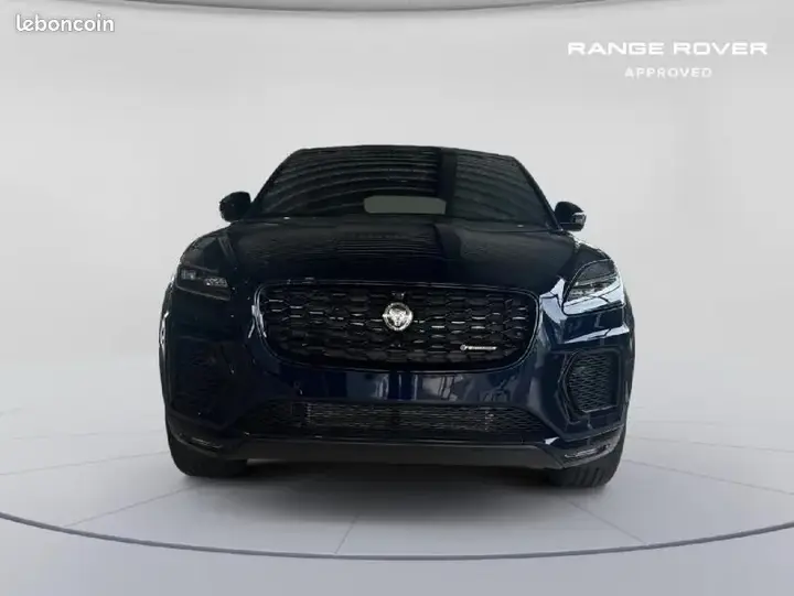 Jaguar E-Pace 2024 photo 2