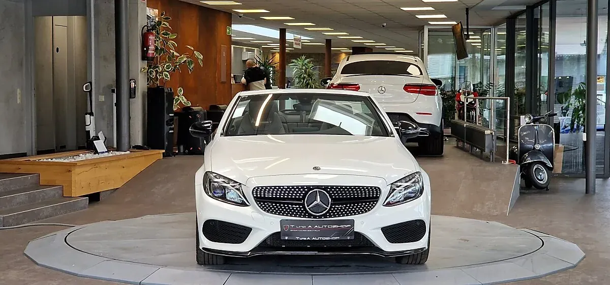 Mercedes-Benz C-Class 2017 photo 2
