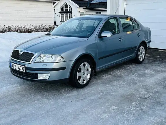 Skoda Octavia 2005 photo 2