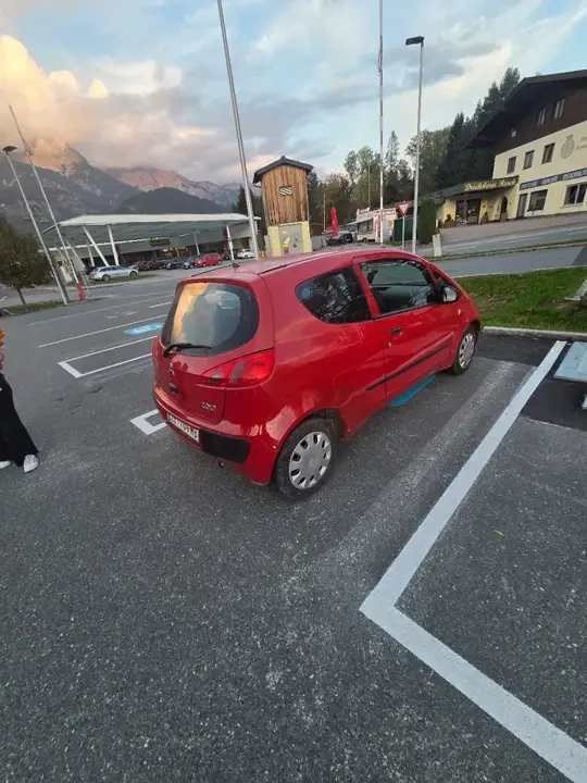Mitsubishi Colt 2007 photo 2