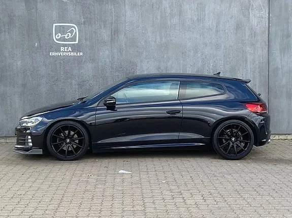 Volkswagen Scirocco 2015 photo 2