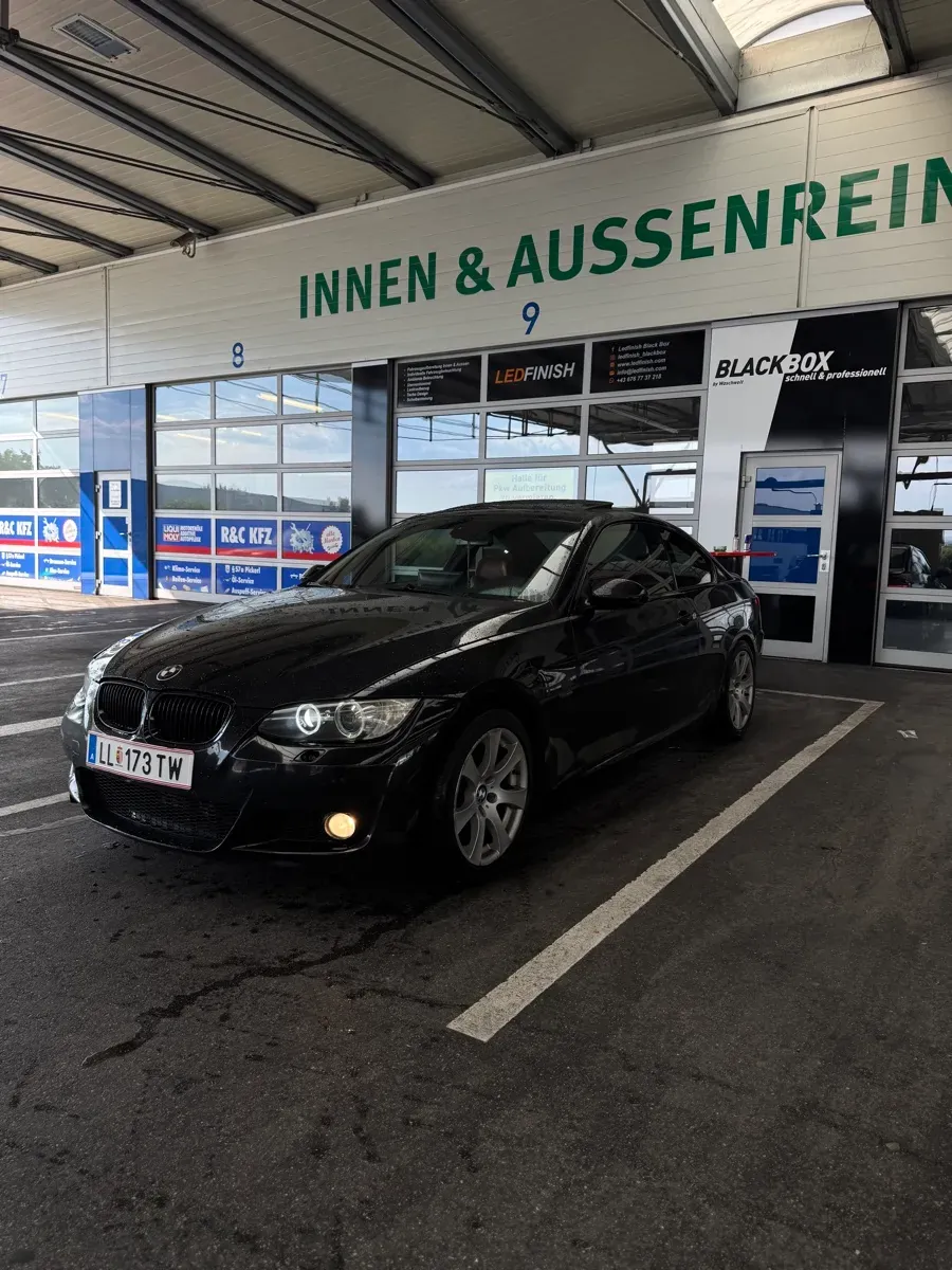 BMW 3 Series 2007 photo 2