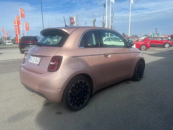Fiat 500E 2020 photo 4