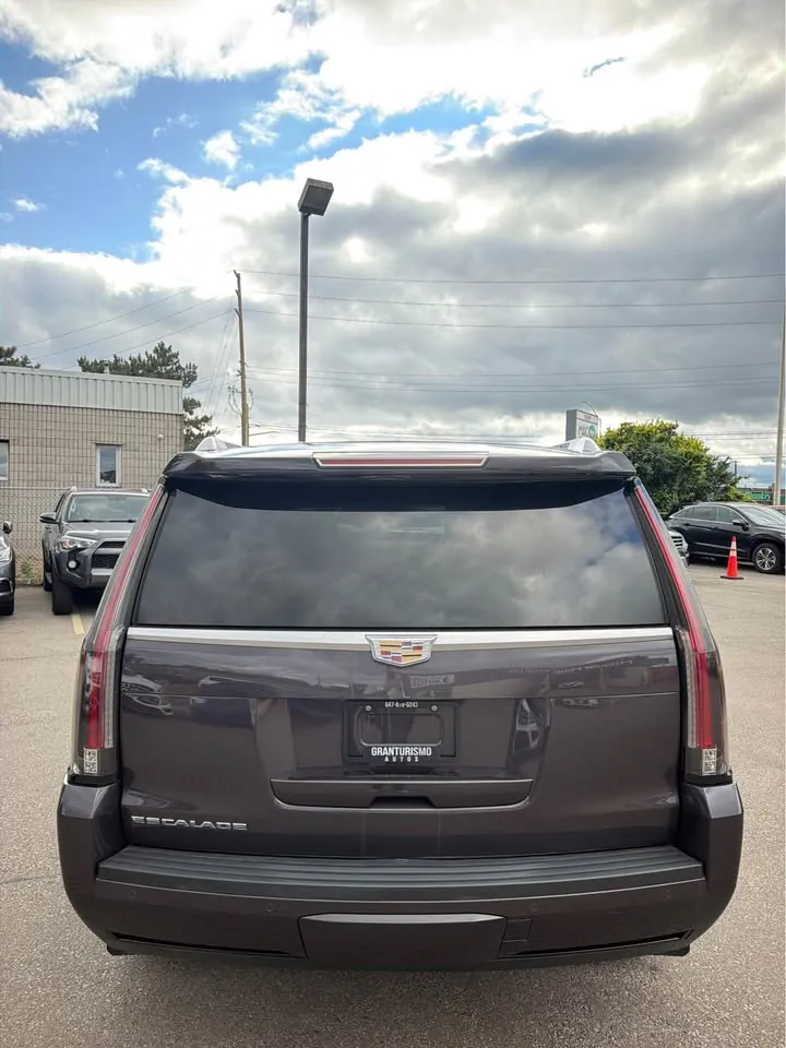 Cadillac Escalade 2016 photo 3