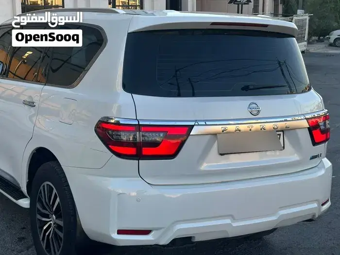 Nissan Patrol 2012 photo 4