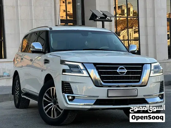 Nissan Patrol 2012 photo 3
