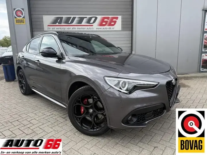 Alfa Romeo Stelvio 2022 photo 3