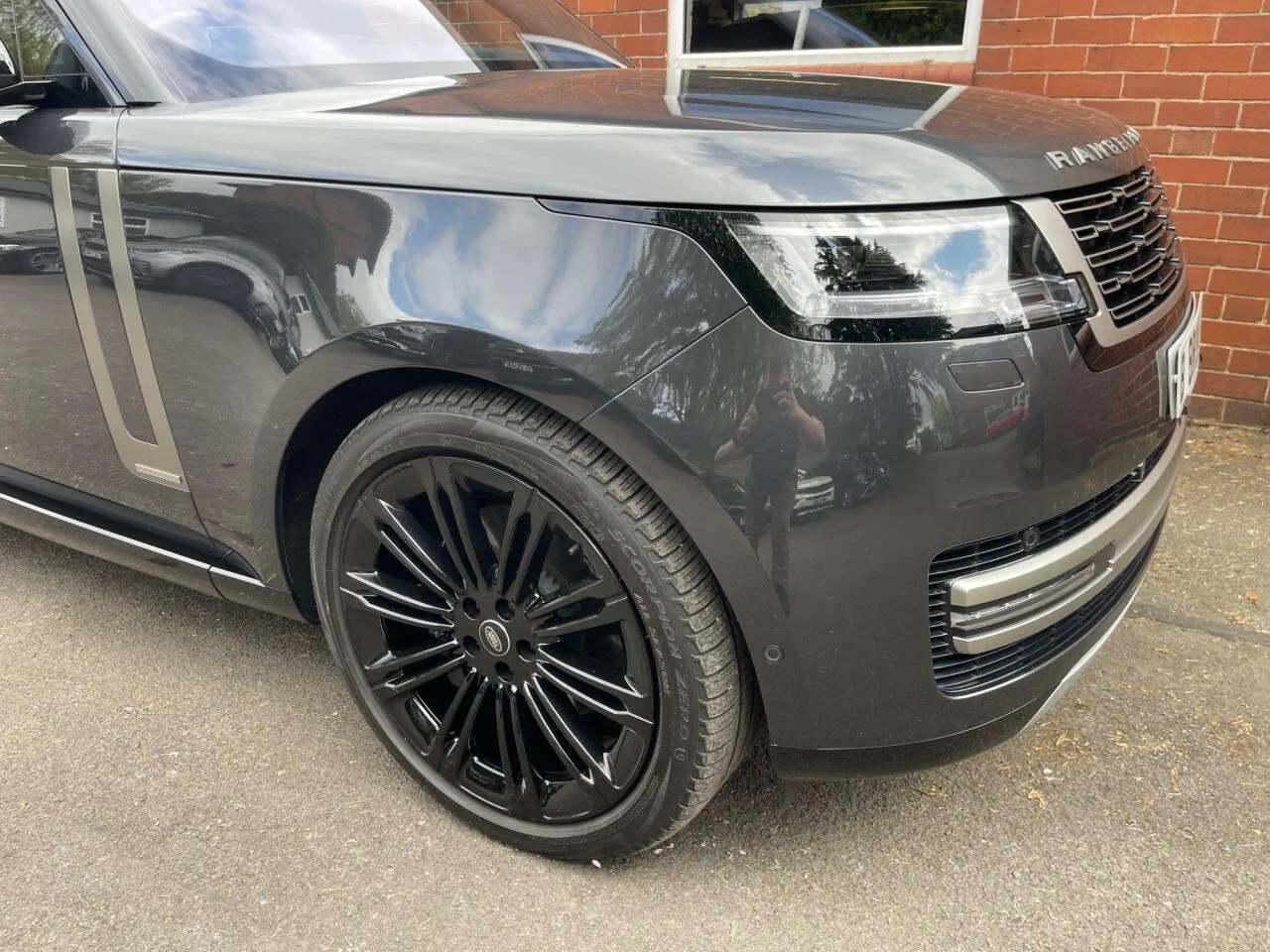 Land Rover Range Rover 2023 photo 4