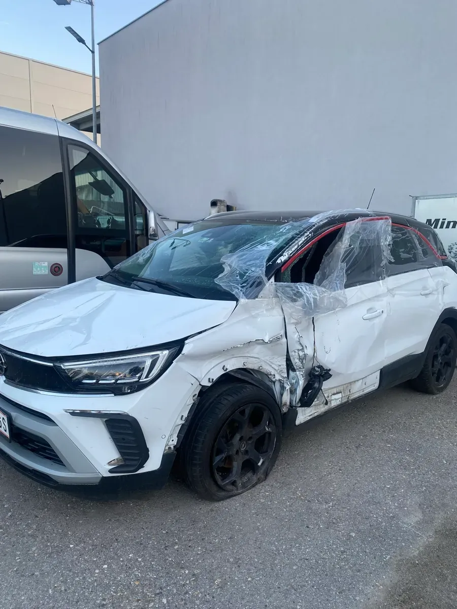 Opel Crossland 2021 photo 2