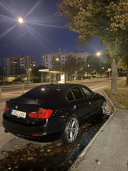 BMW 328I 2013 photo 2