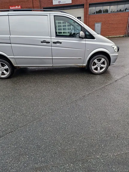 Mercedes-Benz Vito 116 2012 photo 4