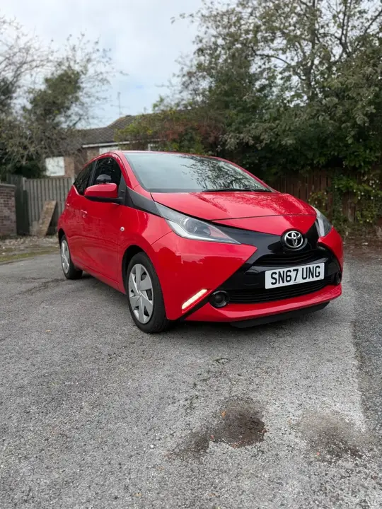 Toyota Aygo 2017 photo 2