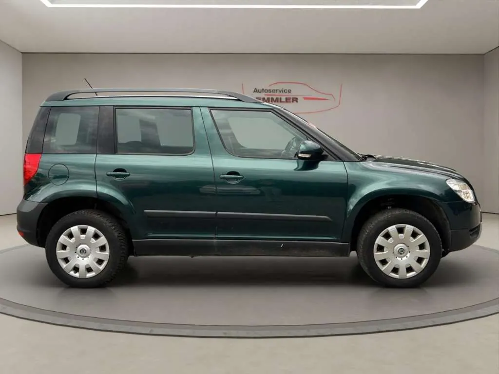 Skoda Yeti 2011 photo 4