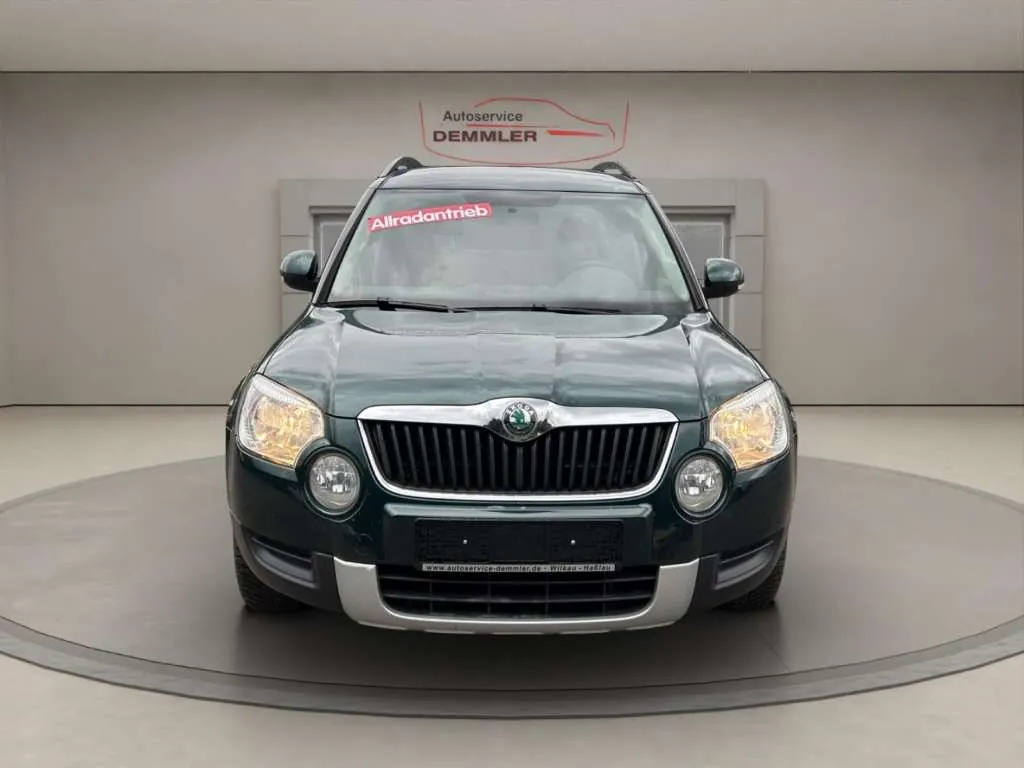 Skoda Yeti 2011 photo 2