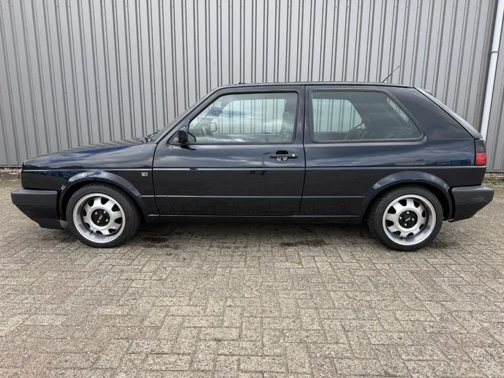 Volkswagen Golf 1991 photo 2
