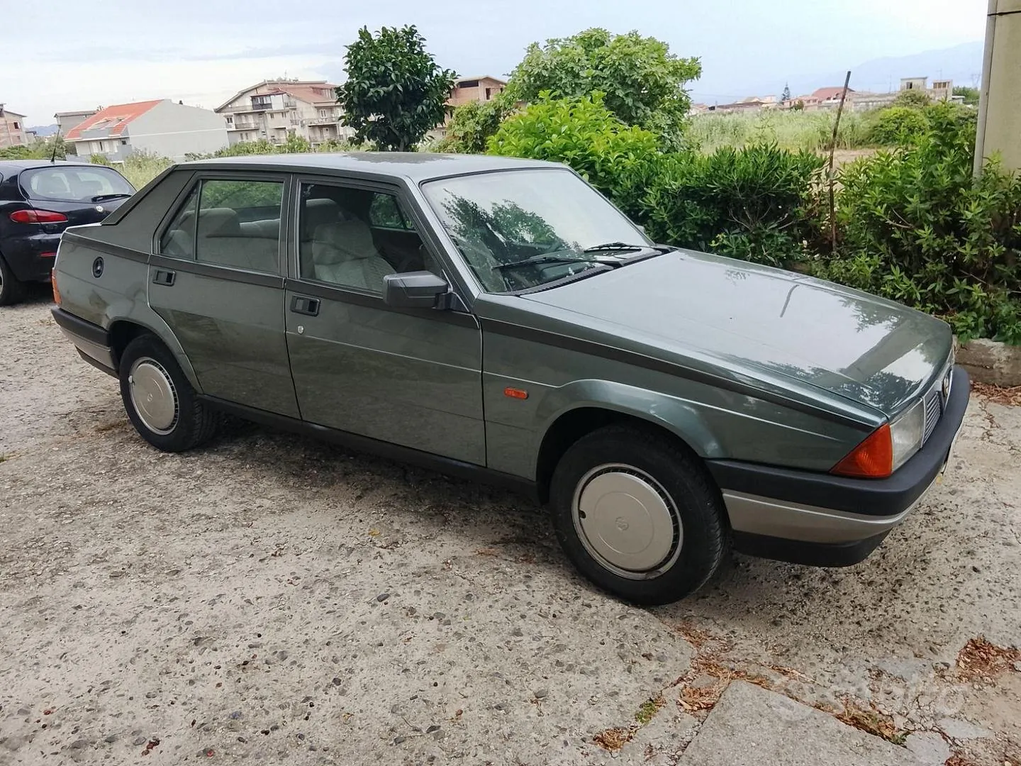 Alfa Romeo 75