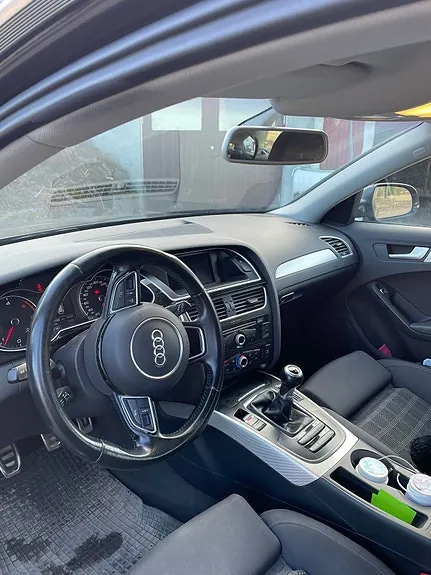 Audi A4 2015 photo 2