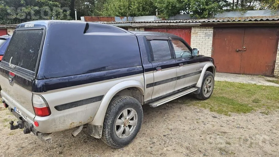 Mitsubishi L 200 2005 photo 4