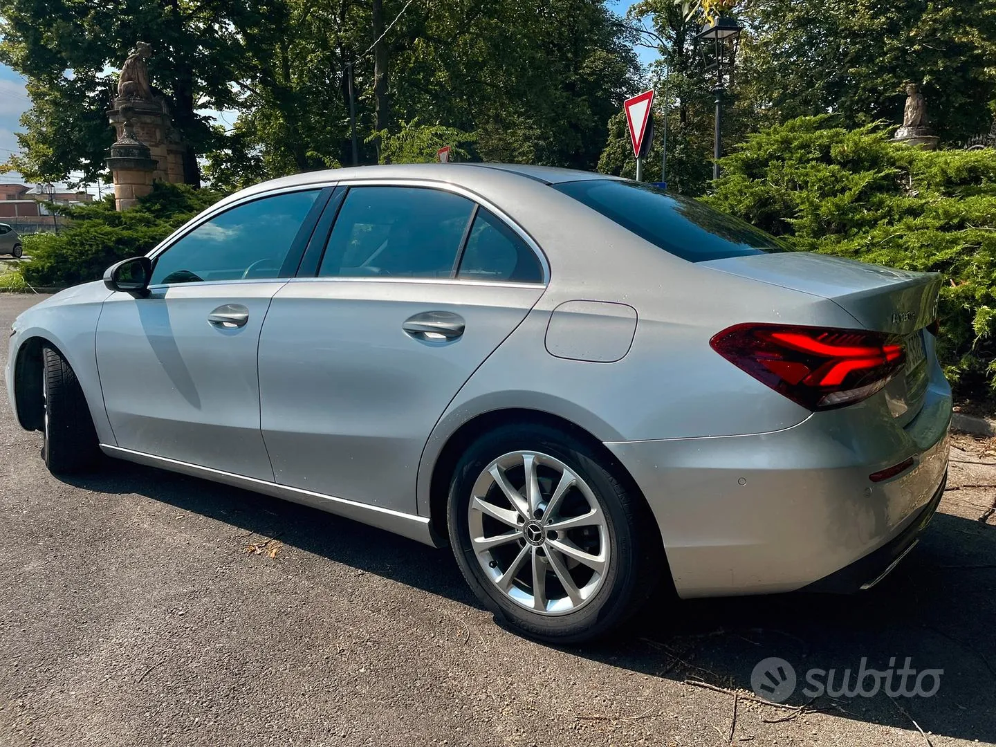 Mercedes-Benz A180D
