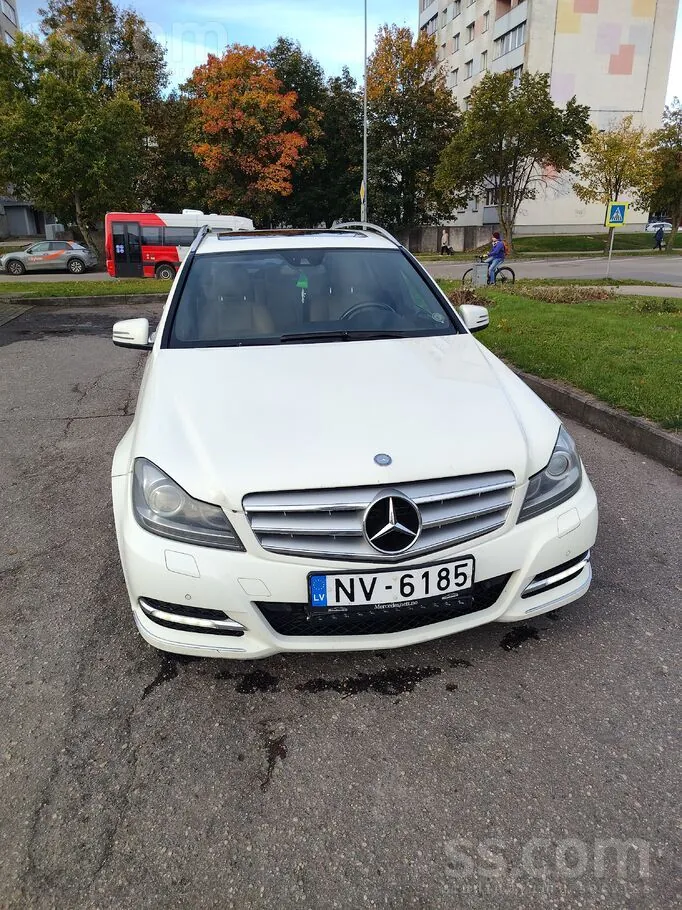 Mercedes-Benz C250