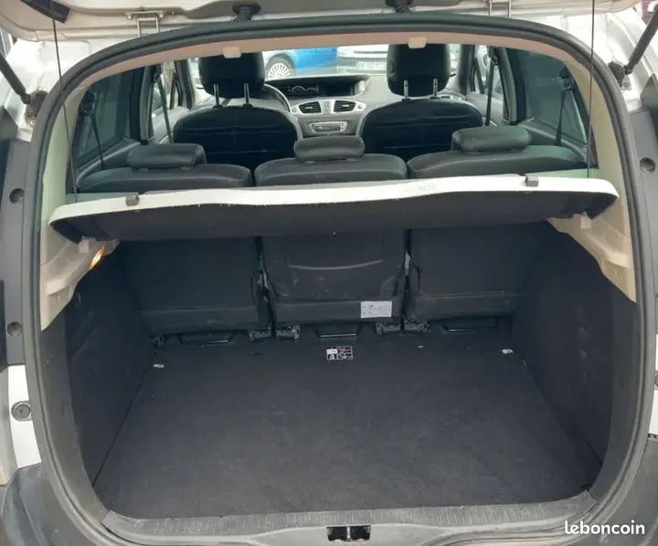 Renault Scenic 2013 photo 5