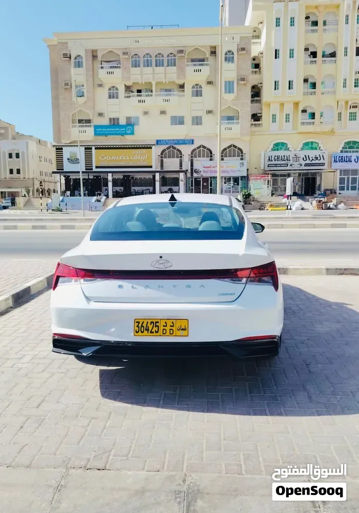 Hyundai Elantra 2021 photo 4