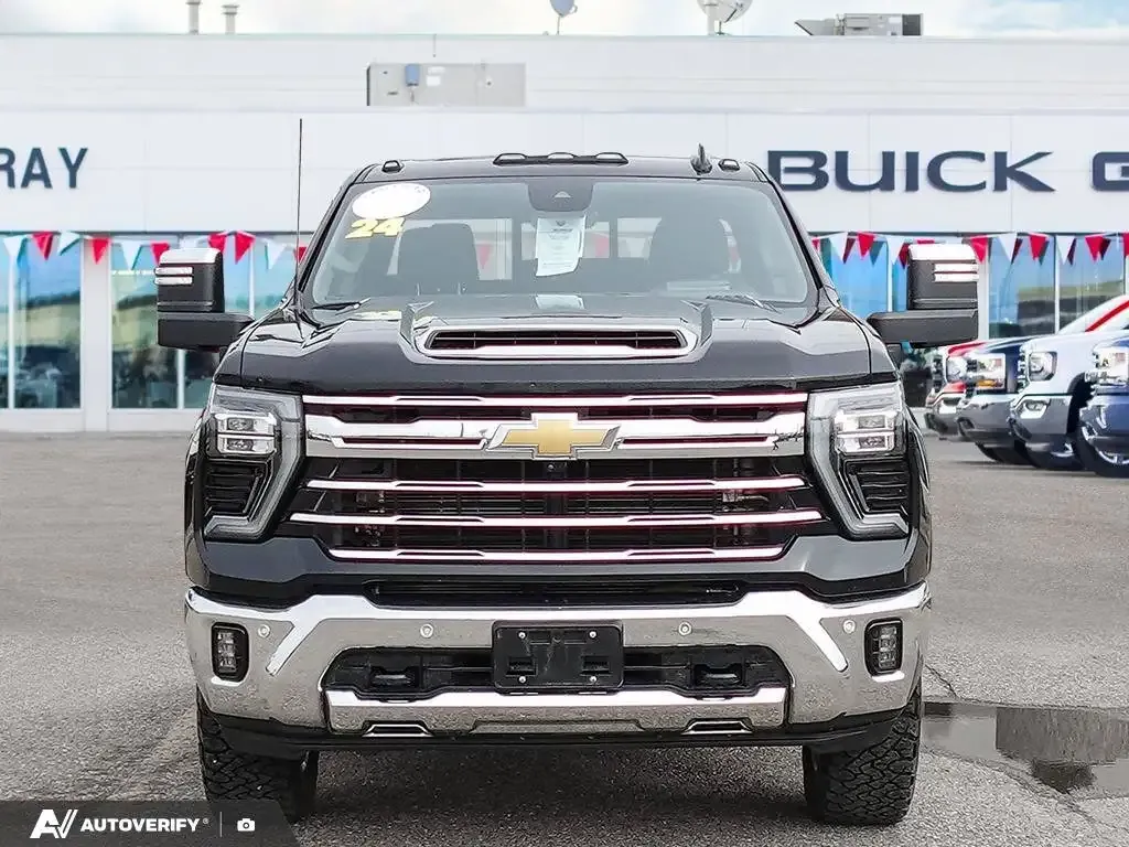 Chevrolet Silverado 3500 2024 photo 2