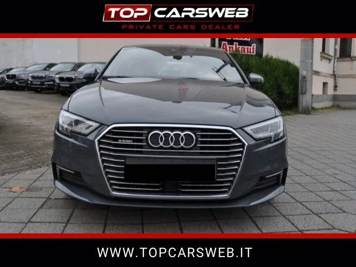 Audi A3 2019 photo 2