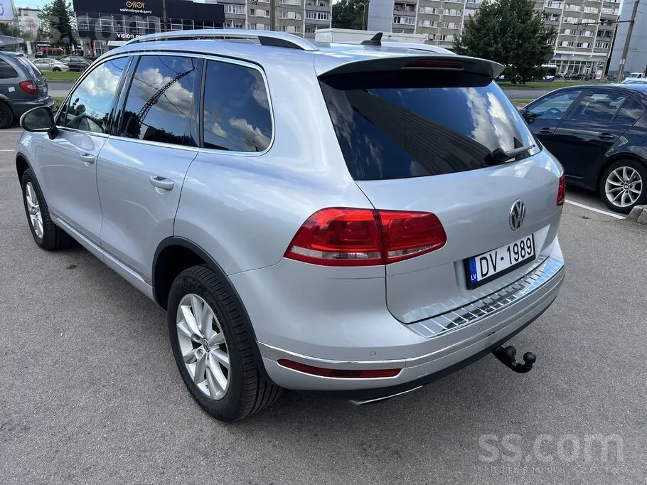 Volkswagen Touareg 2015 photo 4