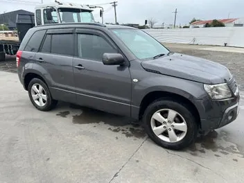 Suzuki Grand Vitara 2011 photo 2