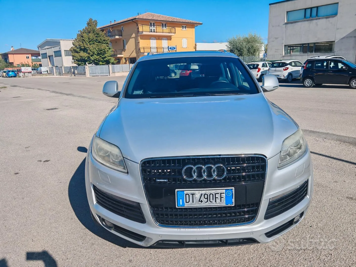 Audi Q7 2008 photo 2