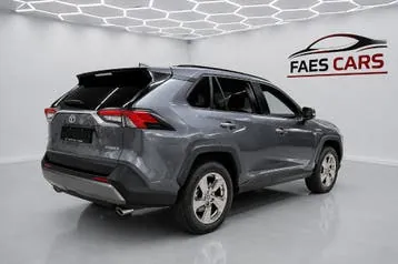 Toyota Rav4 2021 photo 3