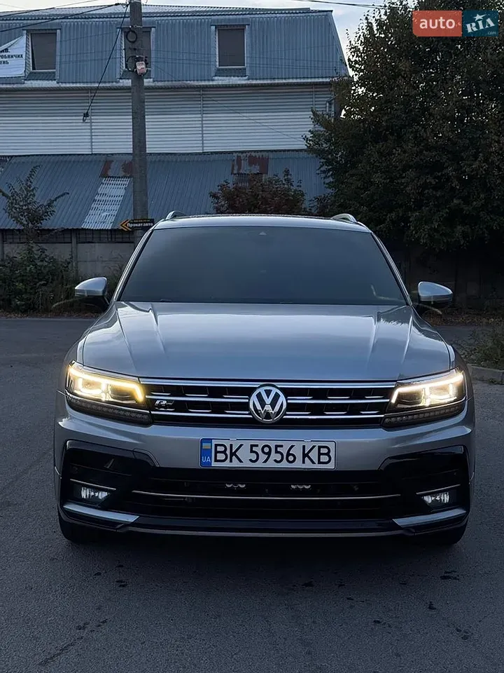 Volkswagen Tiguan 2019 photo 2