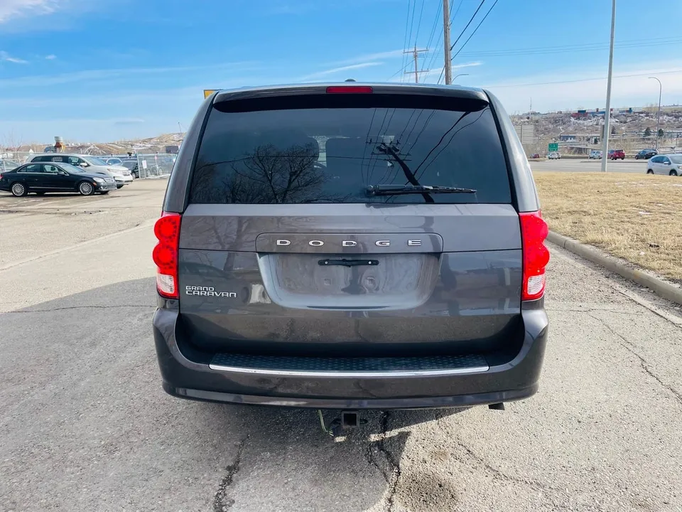 Dodge Grand Caravan 2016 photo 5