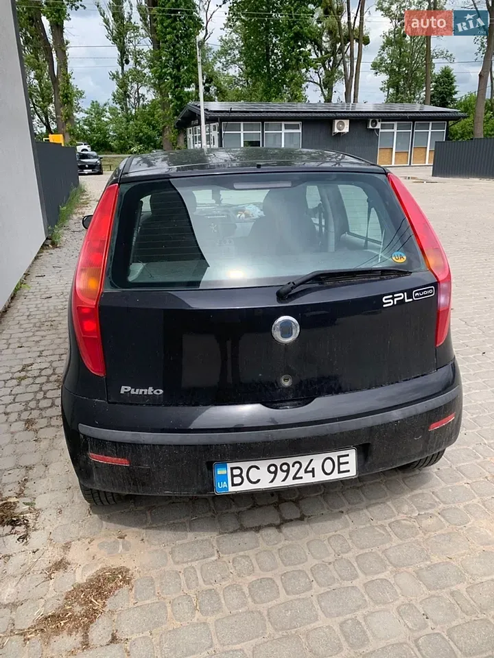 Fiat Punto 2004 photo 4
