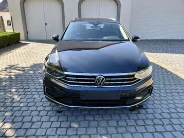 Volkswagen Passat 2021 photo 2