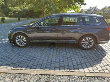 Volkswagen Passat 2021 photo 3