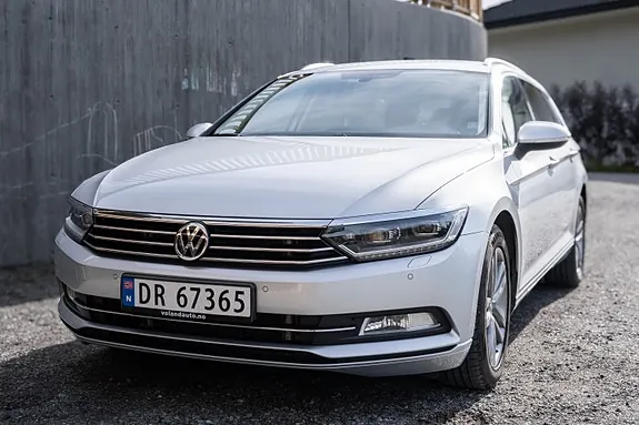 Volkswagen Passat 2019 photo 2